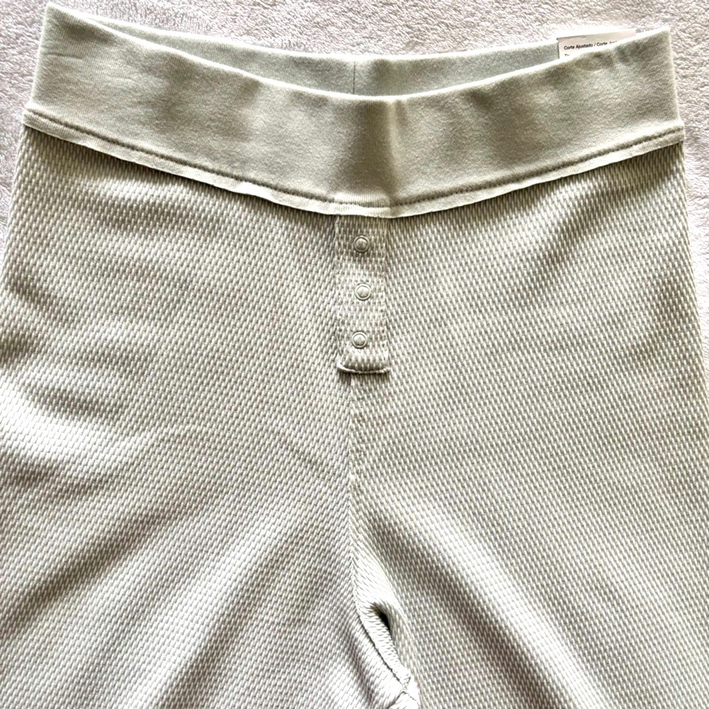 NIKE Slim Fit High Rise Full Length Light Sage Green Waffle Knit Jogger--NWT--L - Picture 3 of 16